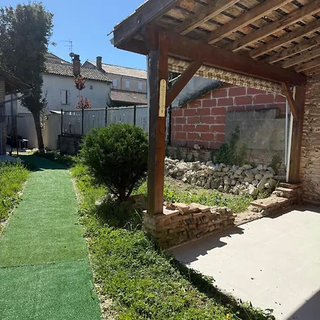 For Rent Lamagistere, 20 Min From Agen Apartmán *